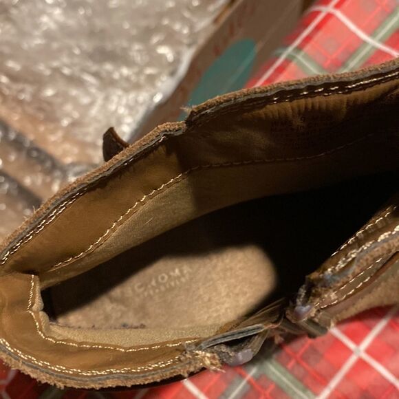 Sonoma Taupe Ankle Boot- 9 - Picture 4 of 5